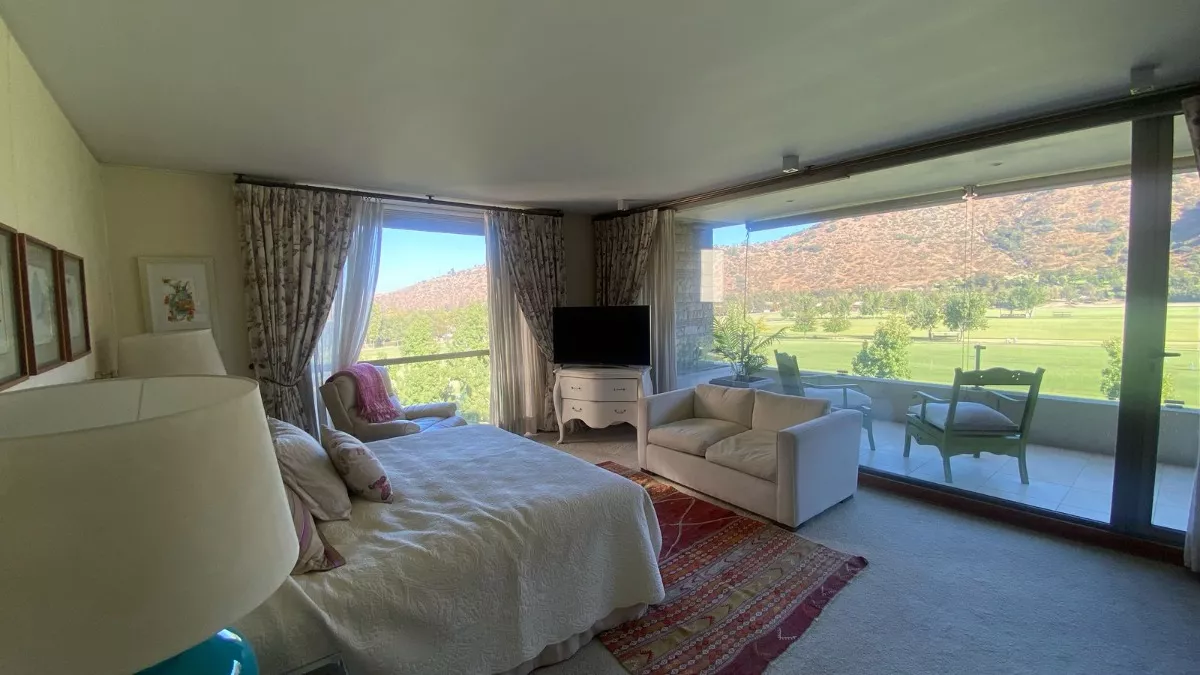 D_NQ_NP_2X_637092-MLC82866652310_032025-F-exclusivo-condominio-inmejorable-vista-al-polo-y-manquehue