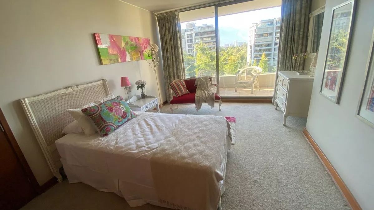 D_NQ_NP_2X_690192-MLC82866749878_032025-F-exclusivo-condominio-inmejorable-vista-al-polo-y-manquehue