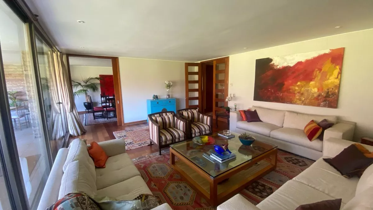 D_NQ_NP_2X_701674-MLC83155200985_032025-F-exclusivo-condominio-inmejorable-vista-al-polo-y-manquehue