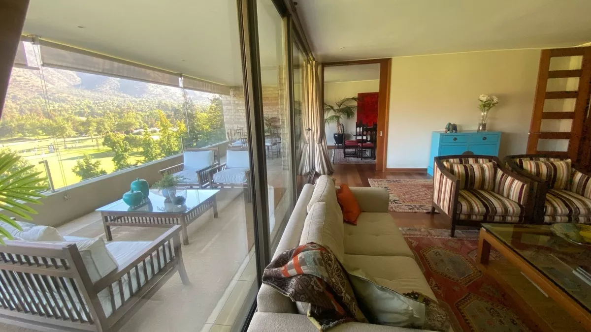 D_NQ_NP_2X_896005-MLC83155210757_032025-F-exclusivo-condominio-inmejorable-vista-al-polo-y-manquehue