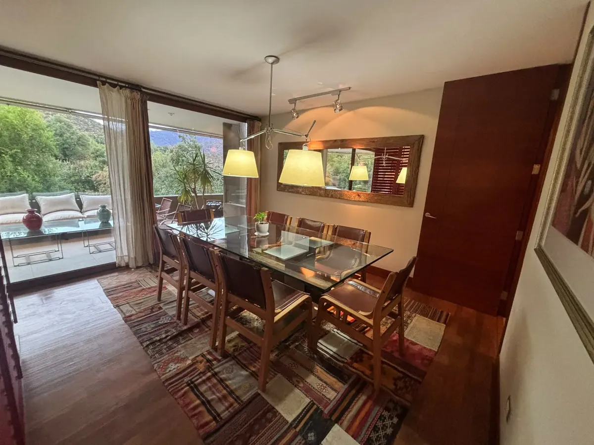 Amplio departamento con vista al golf – Los Trapenses