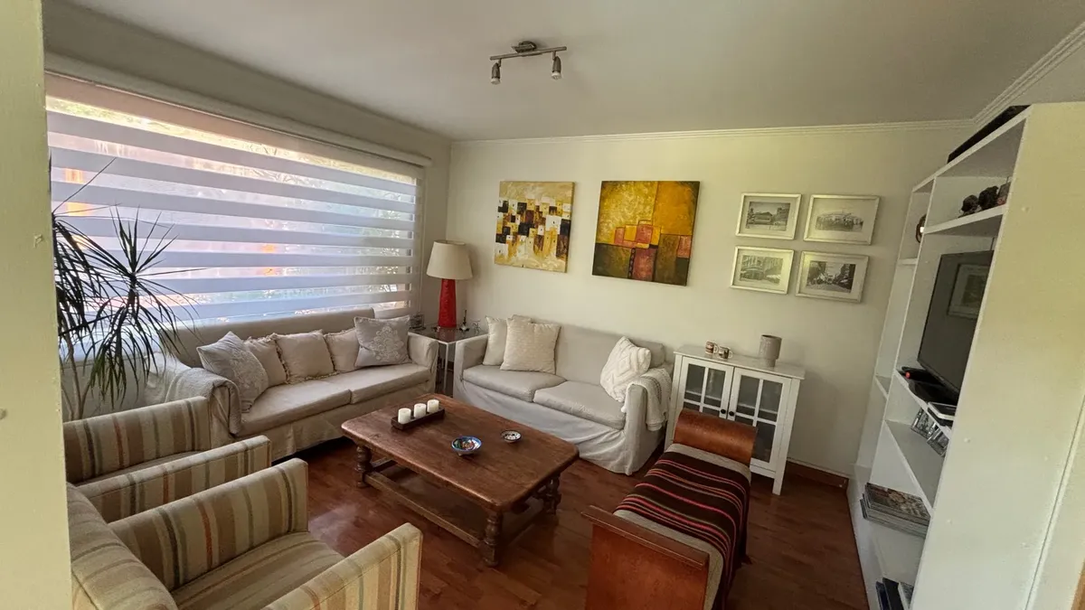 Casa en condominio con piscina y entorno natural – El Arrayán