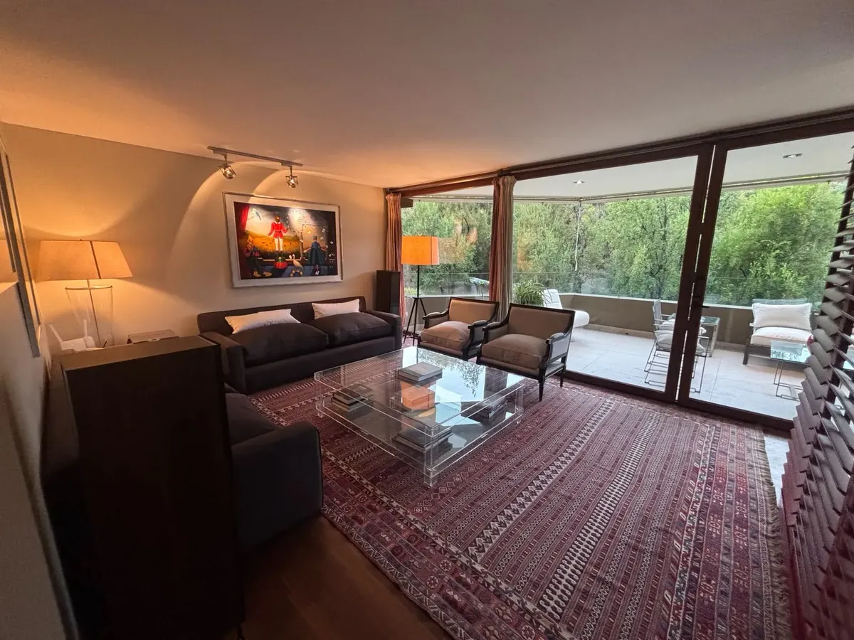 Amplio departamento con vista al golf – Los Trapenses