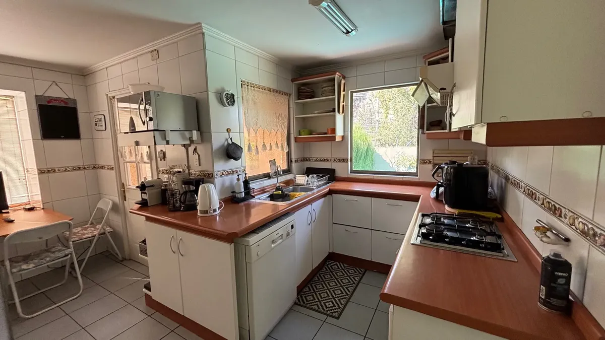Casa en condominio con piscina y entorno natural – El Arrayán