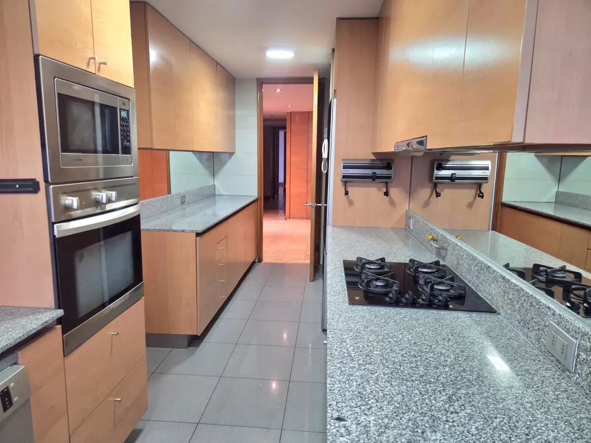 Impecable departamento con vista panorámica – Las Condes