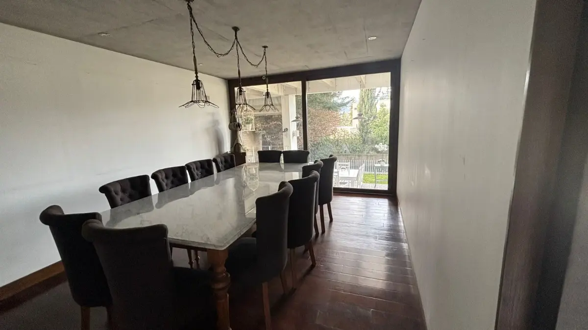 05 Exclusiva casa mediterránea con piscina y vista a la cordillera – Los Trapenses