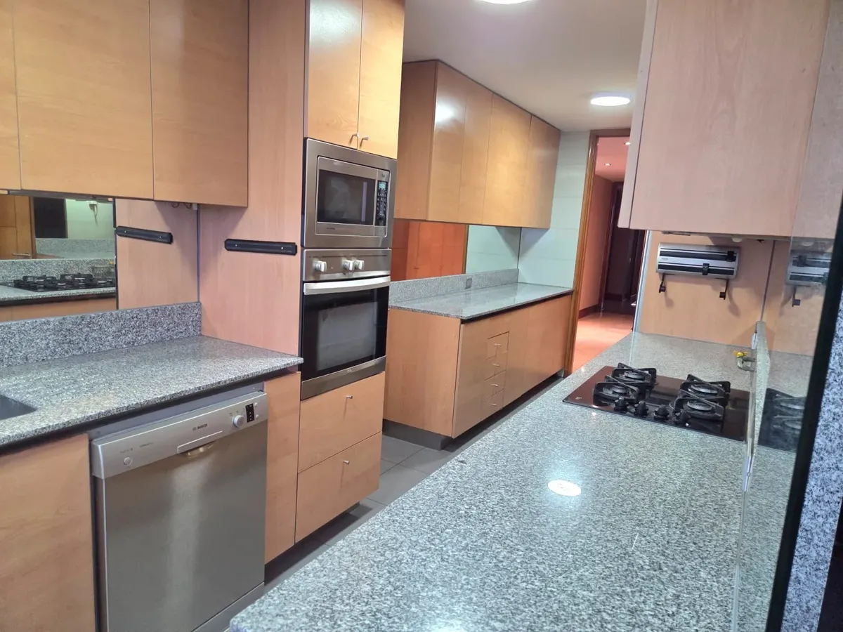 Impecable departamento con vista panorámica – Las Condes