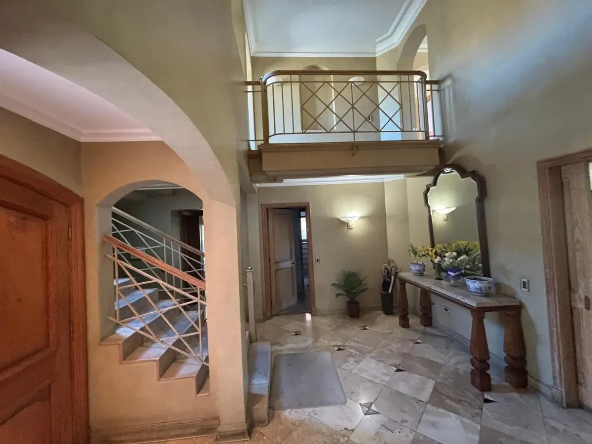 08 Amplia casa familiar con piscina en Santuario – Los Trapenses