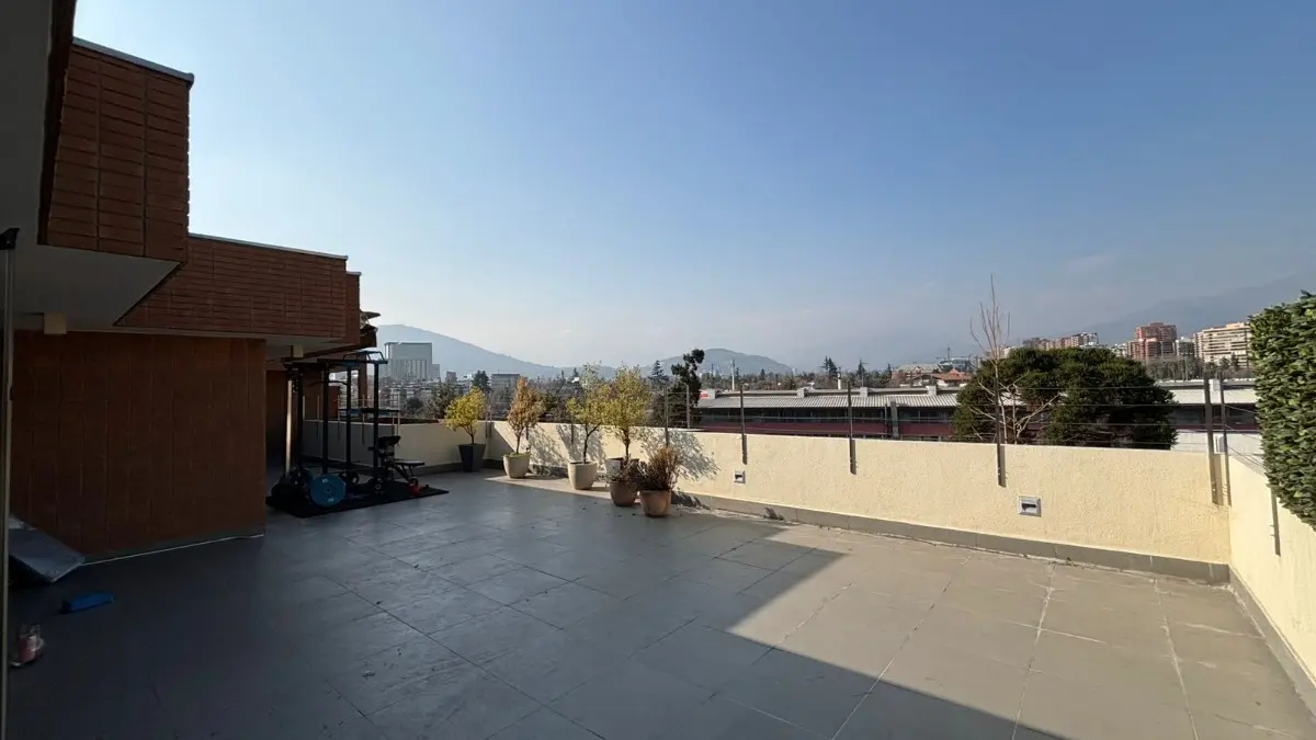 13 Exclusivo Penthouse con gran terraza y vista panorámica – Vitacura