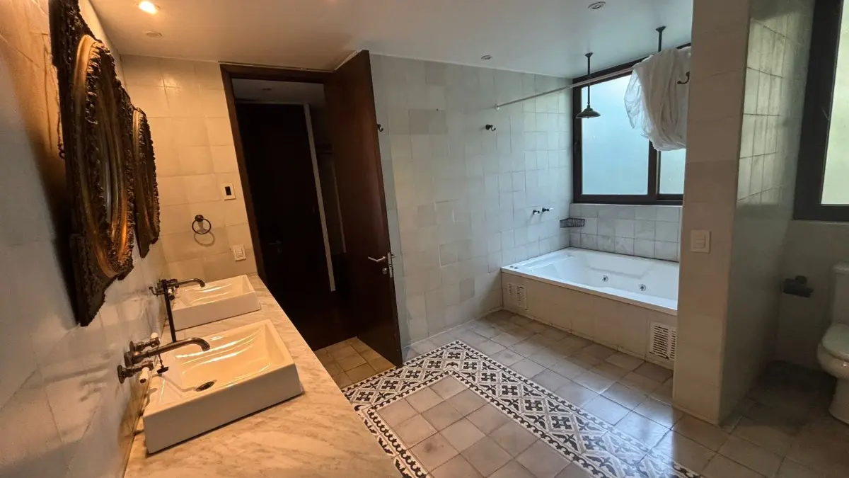 15 Exclusiva casa mediterránea con piscina y vista a la cordillera – Los Trapenses