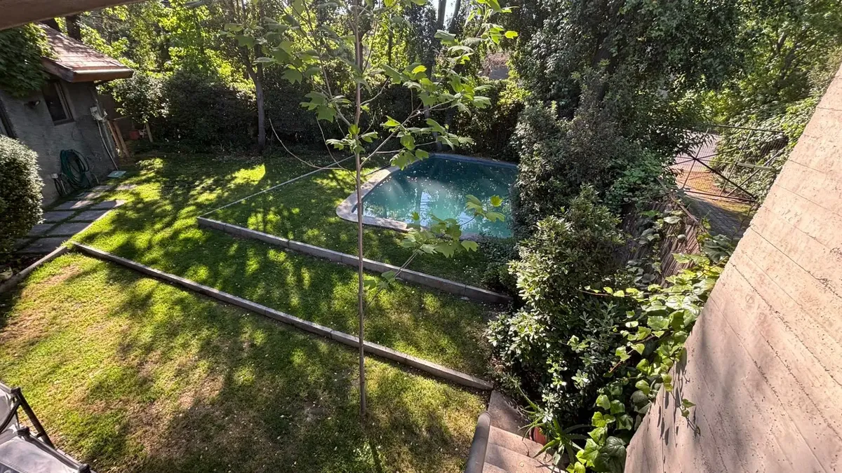 16 Casa en condominio con piscina y seguridad 24/7 – Huechuraba