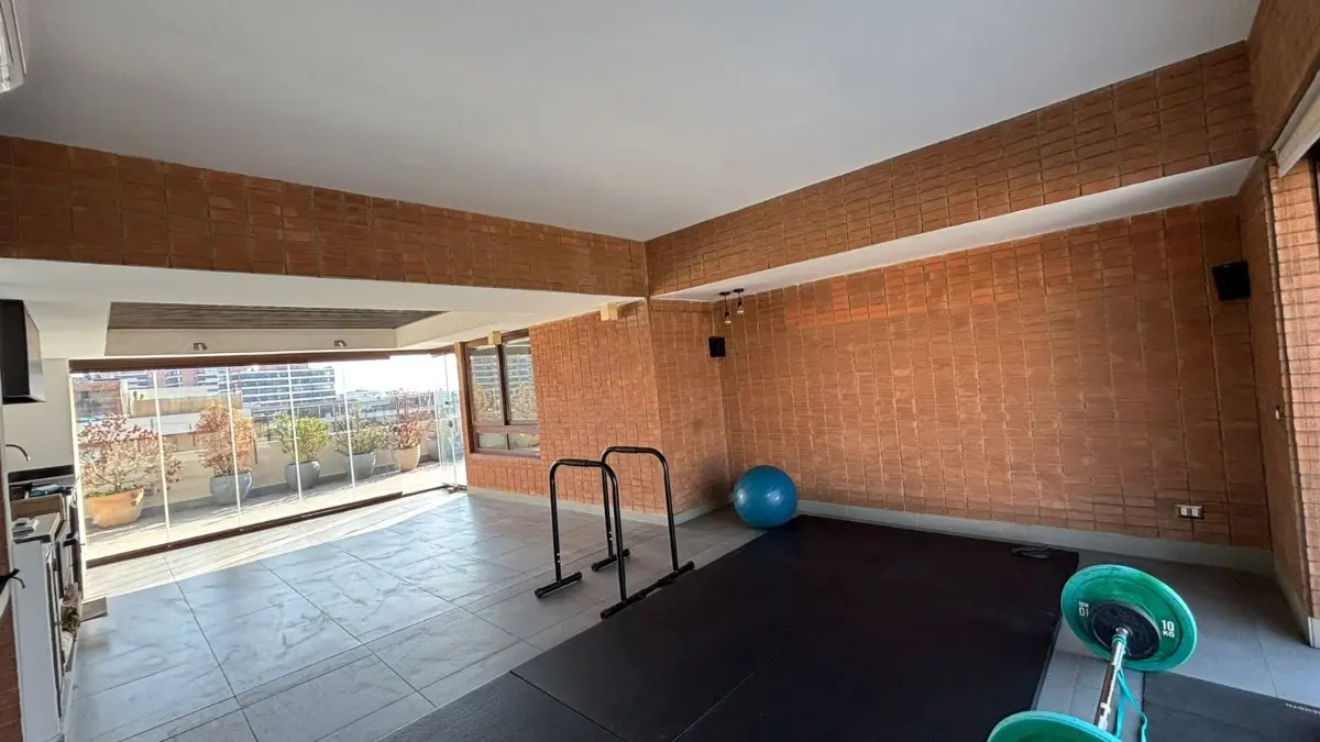 18 Exclusivo Penthouse con gran terraza y vista panorámica – Vitacura