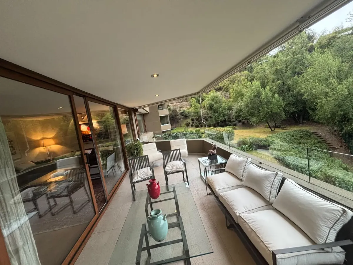 Amplio departamento con vista al golf – Los Trapenses