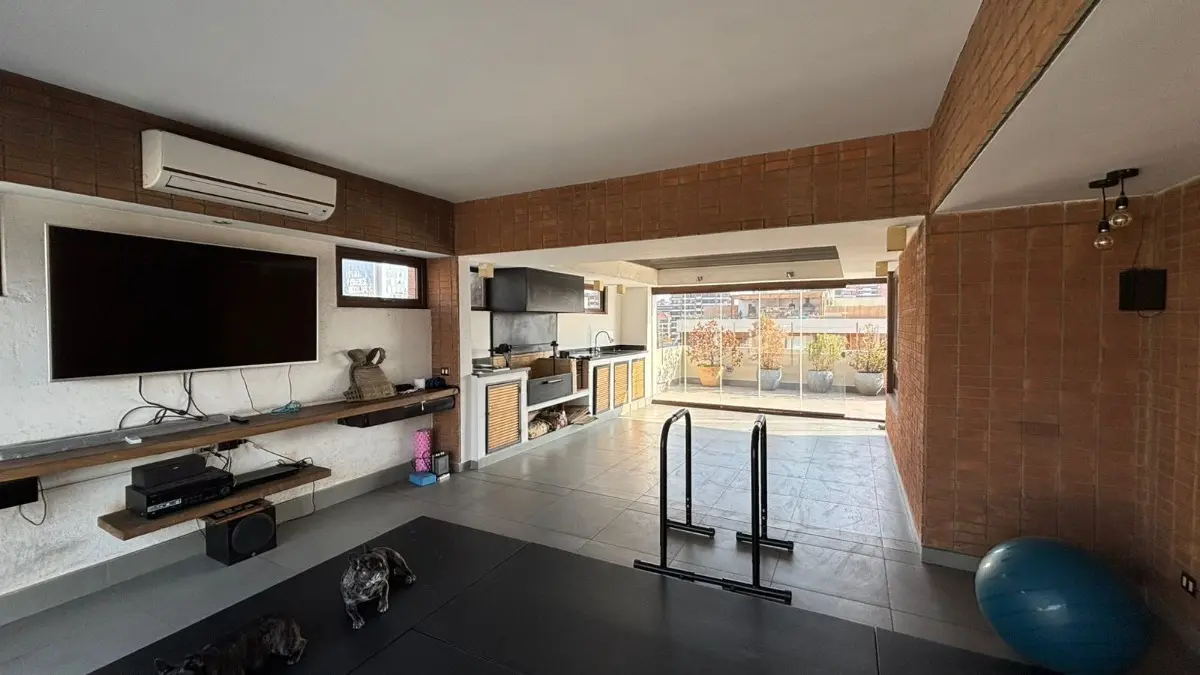 20 Exclusivo Penthouse con gran terraza y vista panorámica – Vitacura