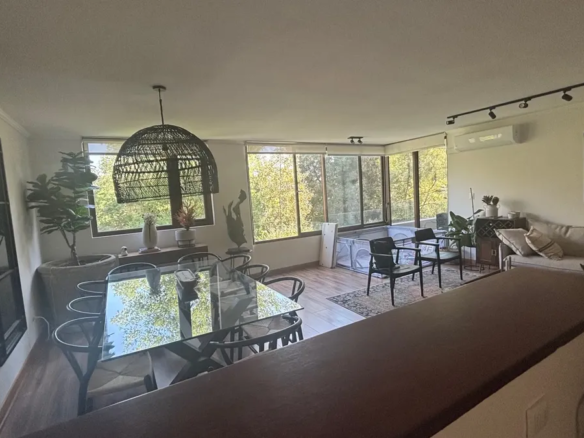 Luminoso dúplex con gran terraza y quincho – La Dehesa