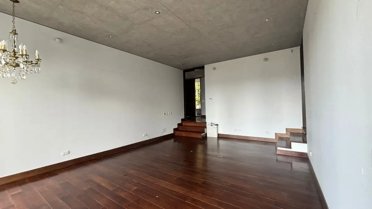 25 Exclusiva casa mediterránea con piscina y vista a la cordillera – Los Trapenses