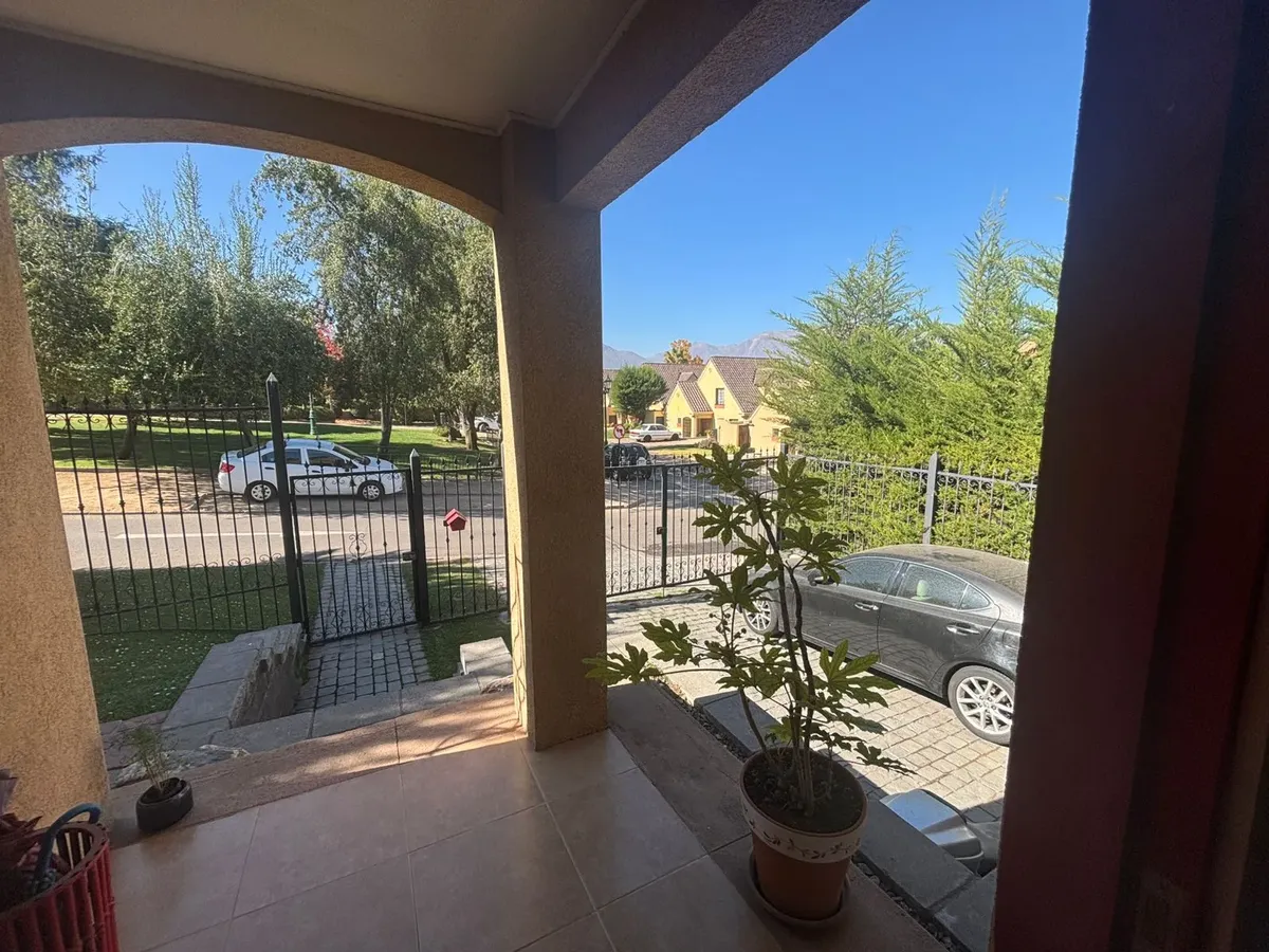 Acogedora casa familiar con piscina – La Dehesa