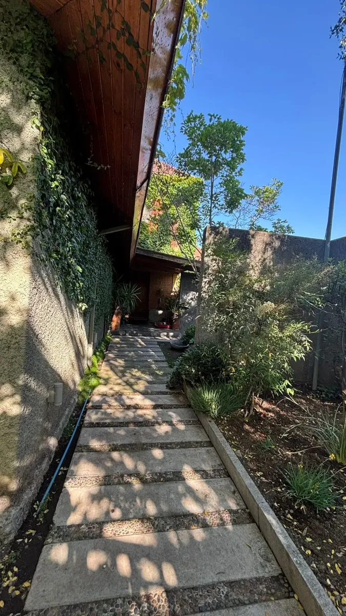 27 Casa en condominio con piscina y seguridad 24/7 – Huechuraba